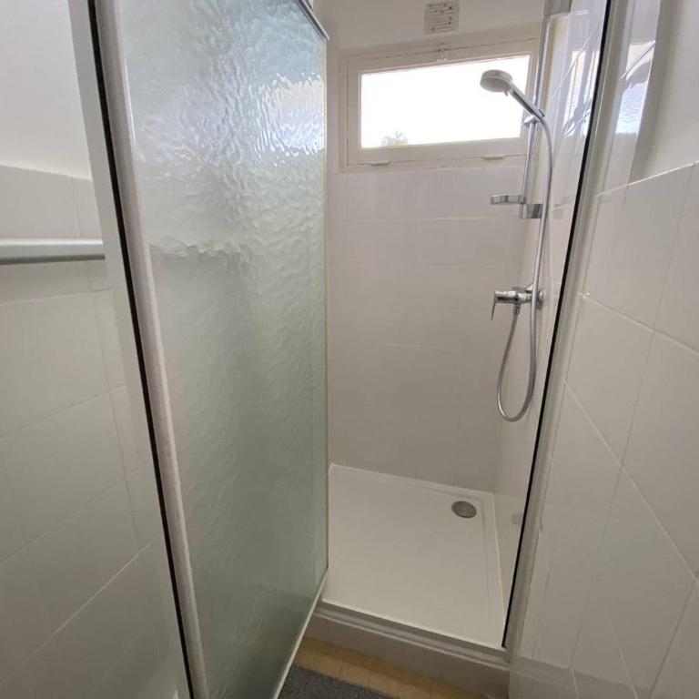 Appartement au Lavandou avec terrasse vue mer et parking - FR-1-816-17 - Apartamento - 16