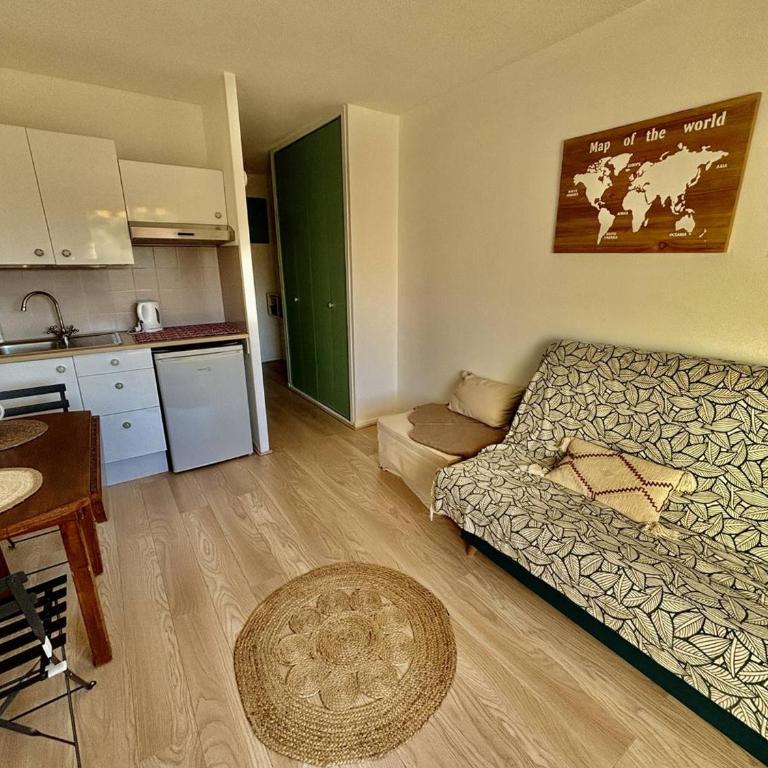 Studio avec terrasse - Accès plage - FR-1-816-22 - Appartement - 3