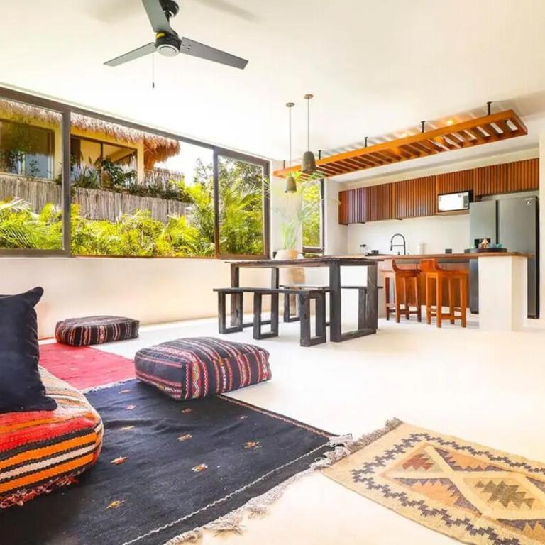 Zambo - Two-Bedroom Apartment with Private Pool - 6