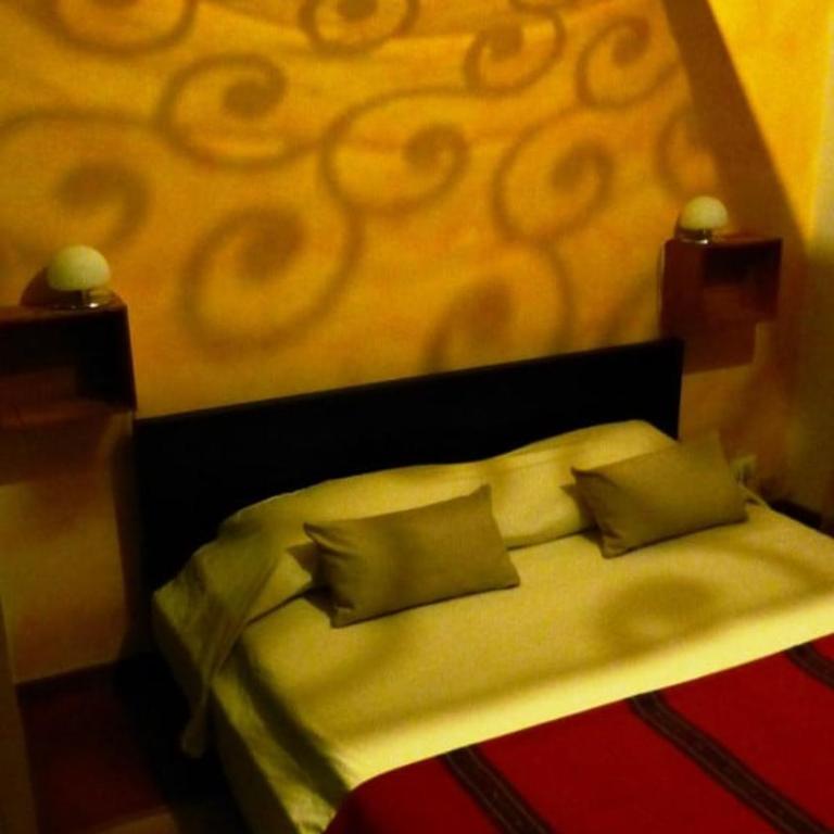 Loft Apartment in Romantic Verona - Two-Bedroom Apartment - 18