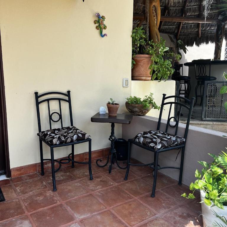 La Casita - Deluxe Bungalow with Garden View - 9
