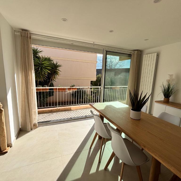 Appartement proche plages et parcs attractions Fréjus - Appartement 2 Chambres - 13