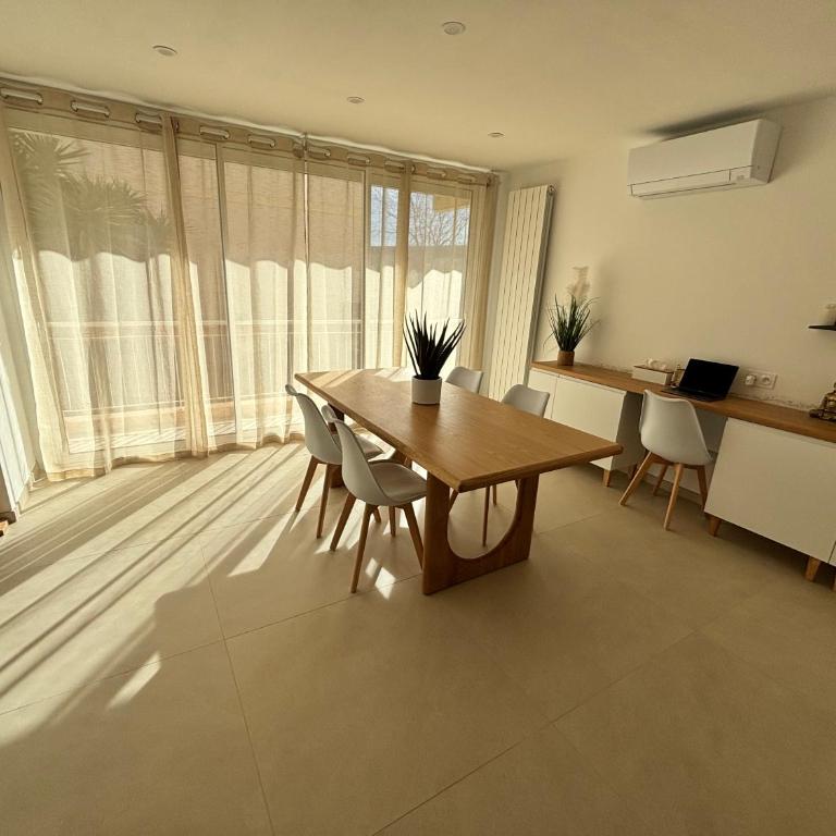 Appartement proche plages et parcs attractions Fréjus - Appartement 2 Chambres - 17