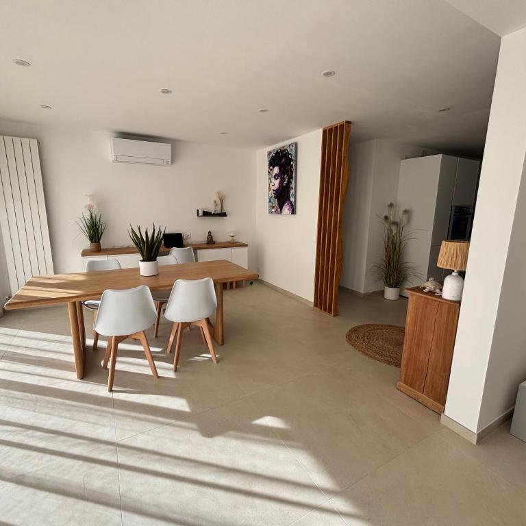 Appartement proche plages et parcs attractions Fréjus - Appartement 2 Chambres - 1