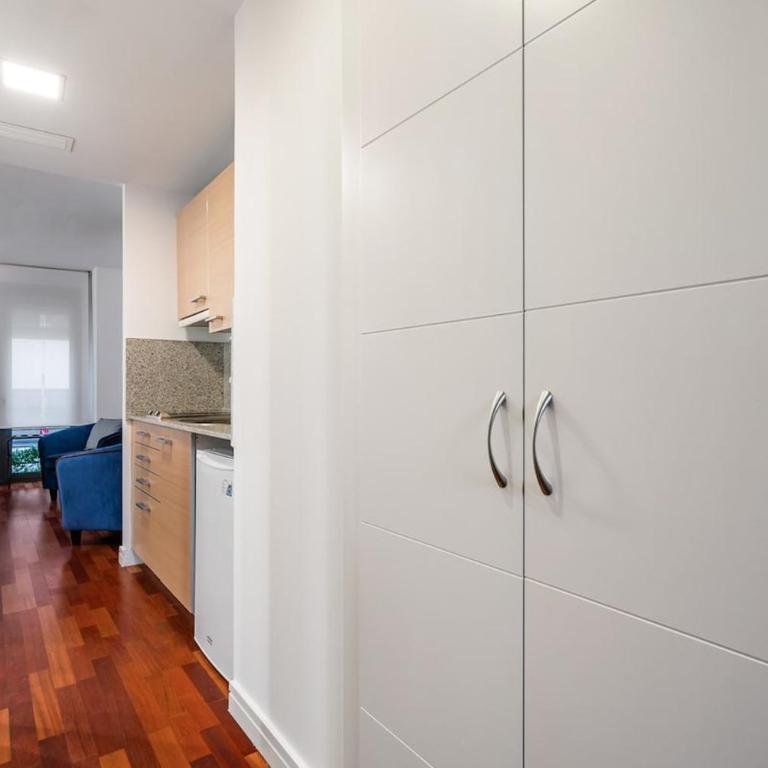 Nice studio with parking - 1B - One-Bedroom Apartment - 10