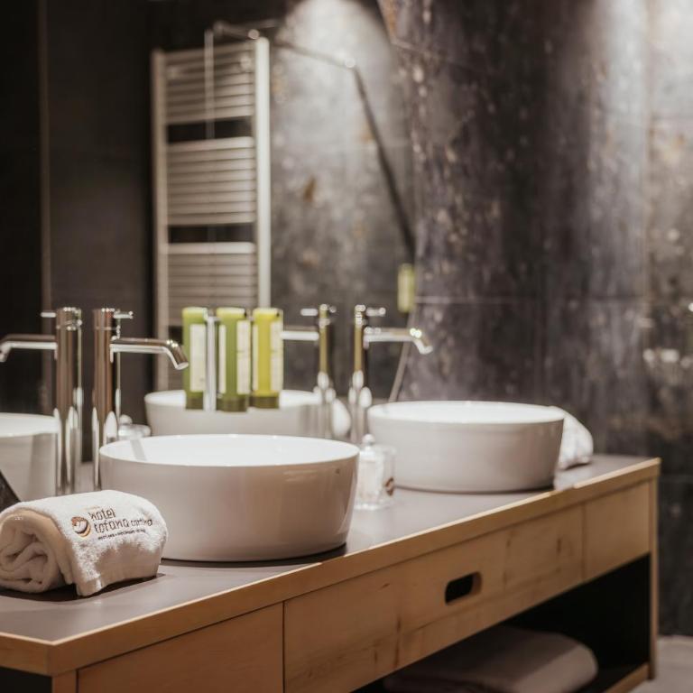 Hotel Tofana Cortina - Suite Queen - 4