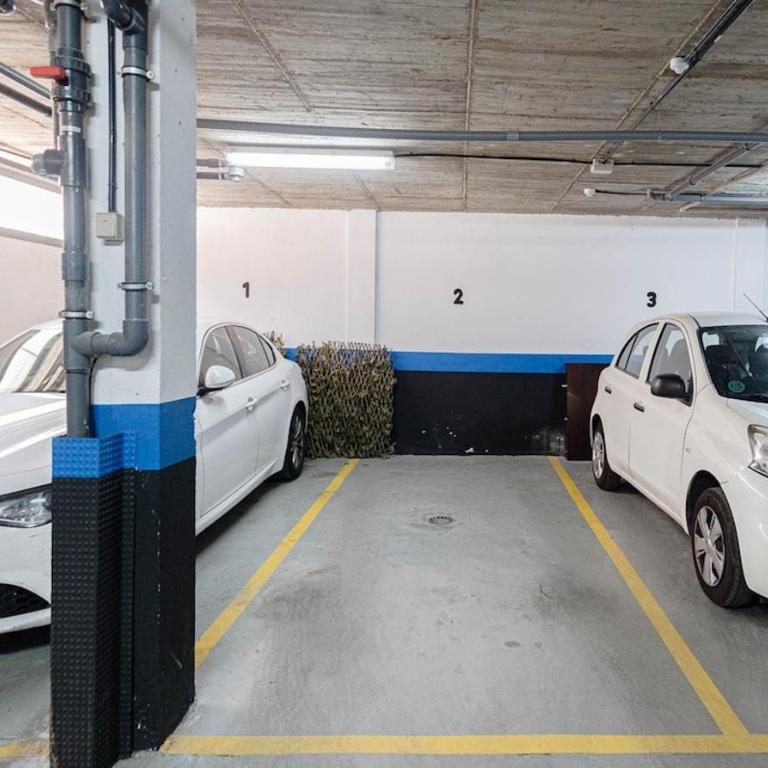 Nice studio with parking - 1B - One-Bedroom Apartment - 33