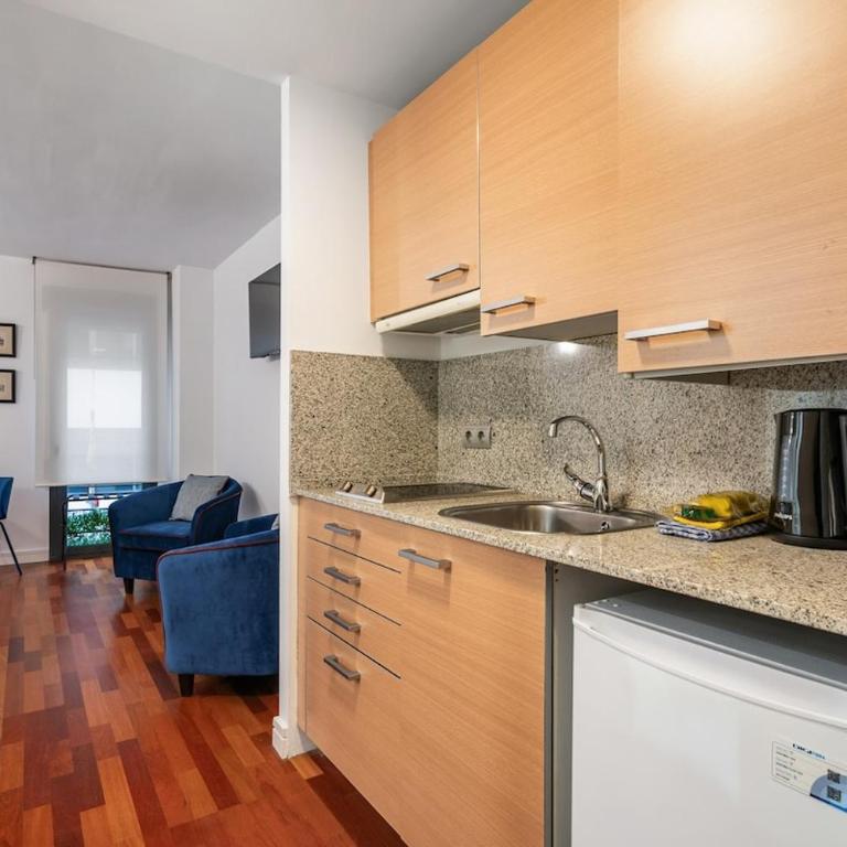 Nice studio with parking - 1B - One-Bedroom Apartment - 25