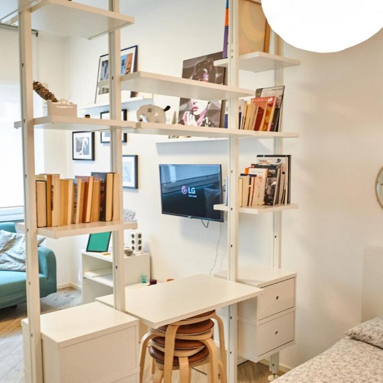 10 Minuti Stazione Trastevere - Atelier 19 1BDR by Hôtea - Appartamento con 1 Camera da Letto - 10