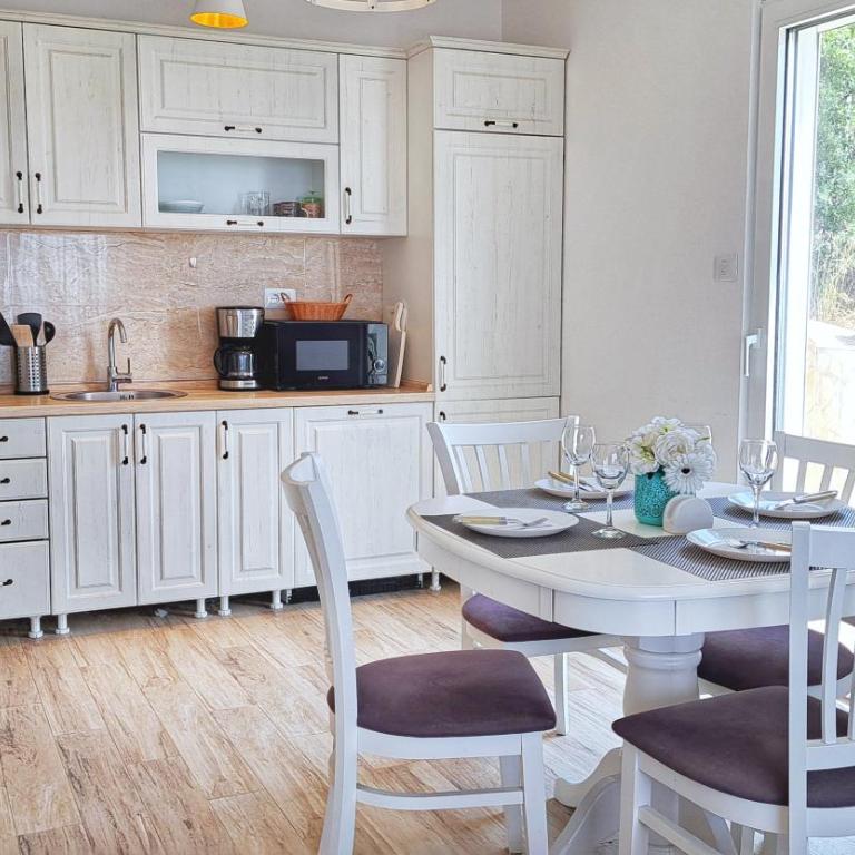 Your Home Montenegro - One-Bedroom Apartment with Sea View and Terrace - 30
