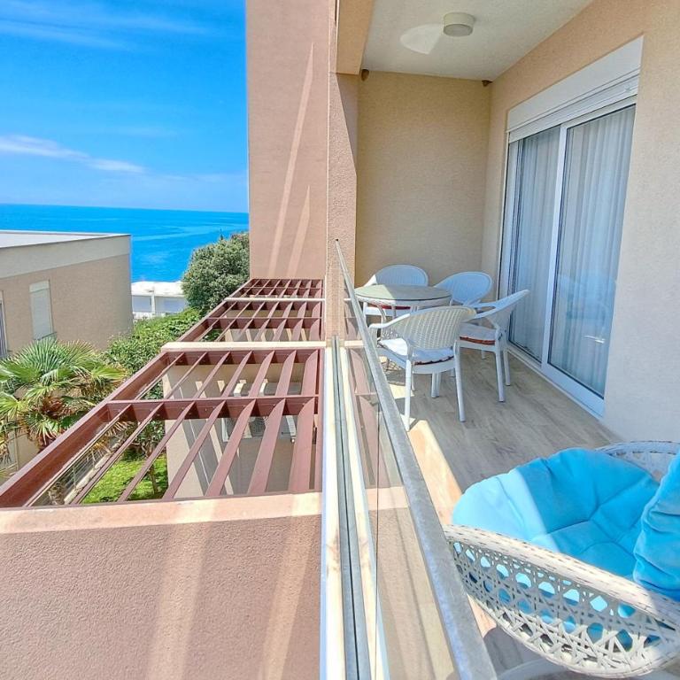 Your Home Montenegro - One-Bedroom Apartment with Sea View and Terrace - 42