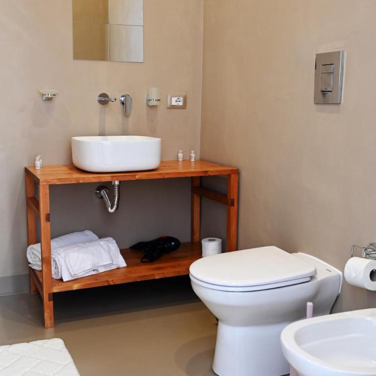 Manno's Apartment - Appartamento con 2 Camere da Letto e Balcone - 19