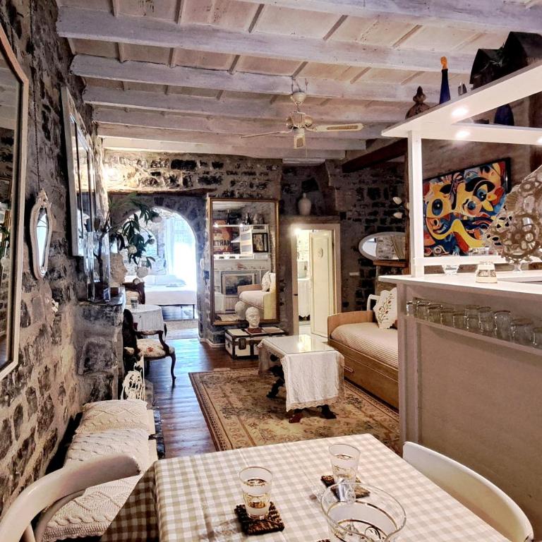 Casa di Claretta - Appartamento con 2 Camere da Letto - 12