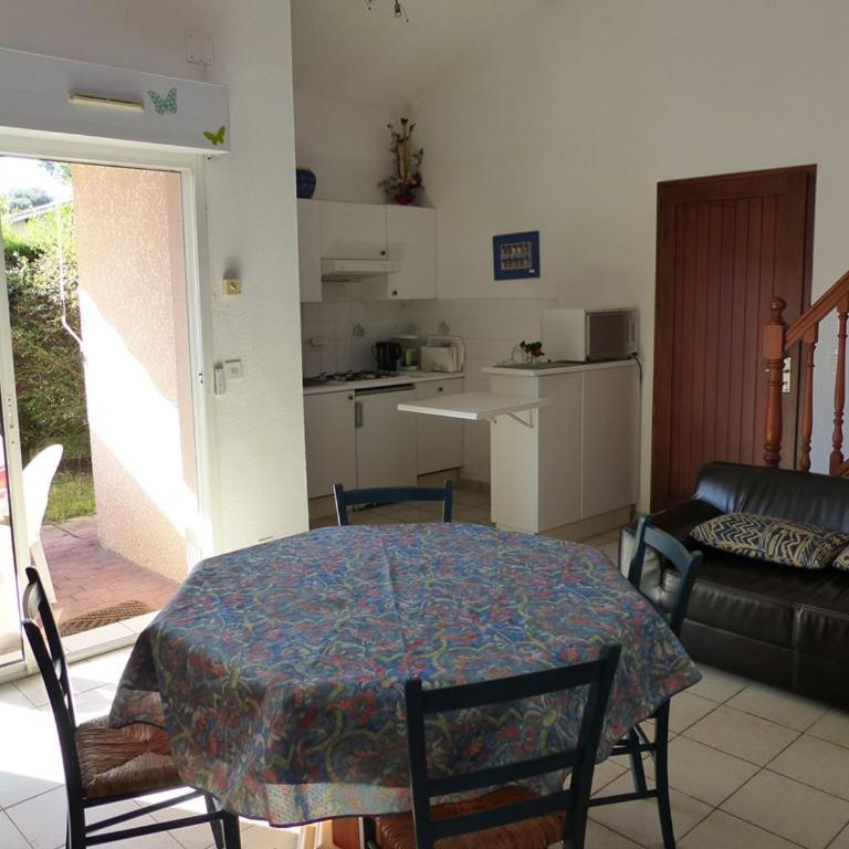 CAPBRETON Résidence LE BOSQUET AUX ECUREUILS Villa avec piscine en copropriété - Maison 1 Chambre - 6