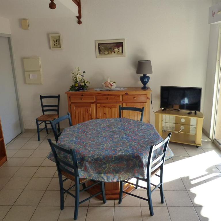 CAPBRETON Résidence LE BOSQUET AUX ECUREUILS Villa avec piscine en copropriété - Maison 1 Chambre - 7