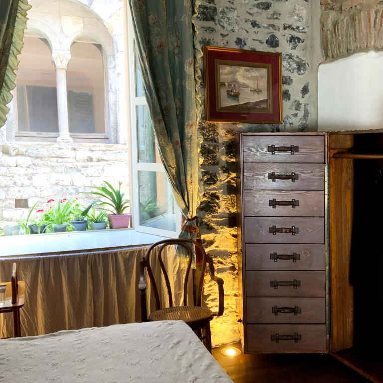 Casa di Claretta - Appartamento con 2 Camere da Letto - 40