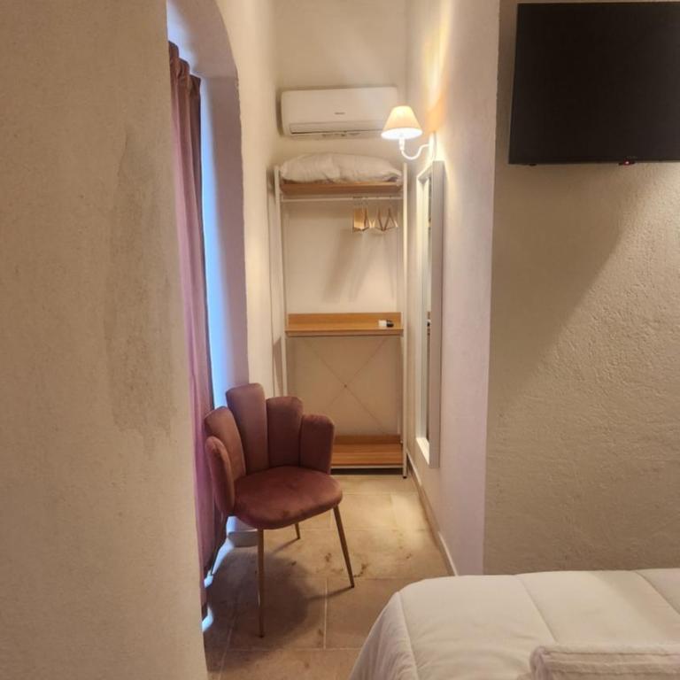 La Maison De Poupée - Double Room with Balcony - 19