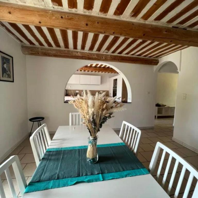 L'Isle de Cœur · Maison 6 pers, piscine & Clim - Maison 3 Chambres - 9
