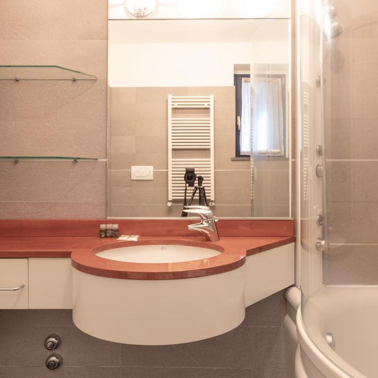 Bright two bedrooms apartment with terrace Zanuso - Mirable PM - Appartamento con 2 Camere da Letto - 40
