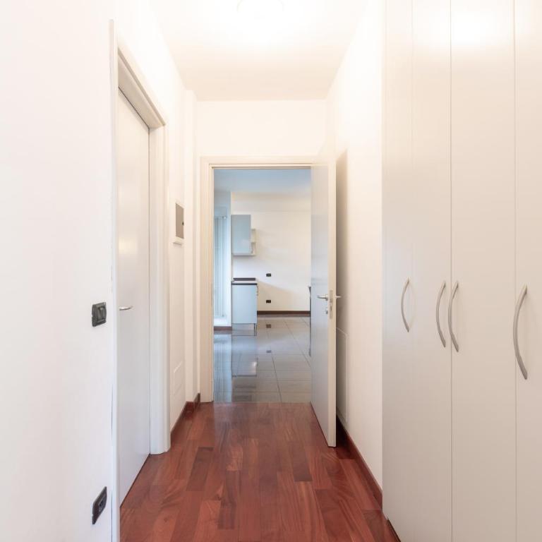 Bright two bedrooms apartment with terrace Zanuso - Mirable PM - Appartamento con 2 Camere da Letto - 50