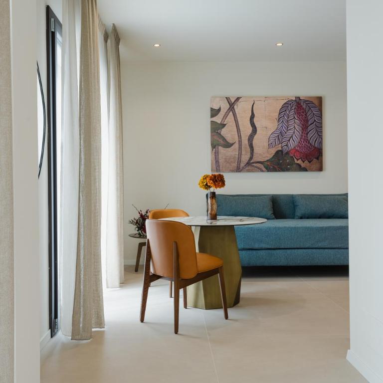 Hera Rooms and Suites - Suite King - 12