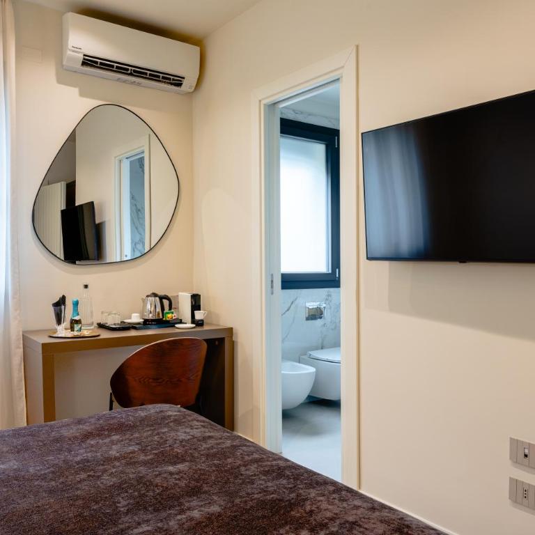 Hera Rooms and Suites - Camera Matrimoniale Deluxe - 7