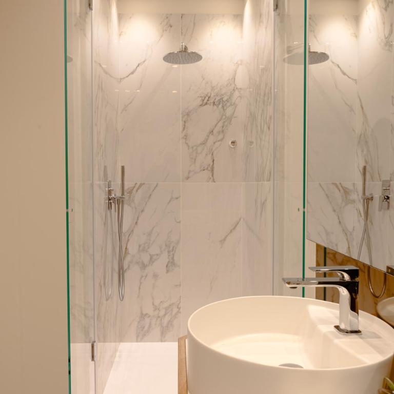 Hera Rooms and Suites - Camera Matrimoniale Deluxe - 12