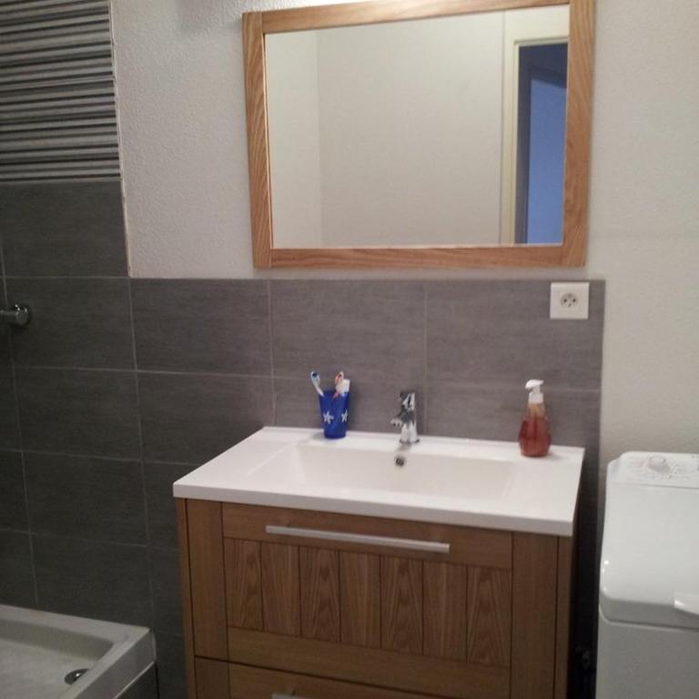 AS8314 - P2 Cabine dans une résidence avec piscine, parking privé et belle vue chenal - Appartamento con Vista Lago - 5