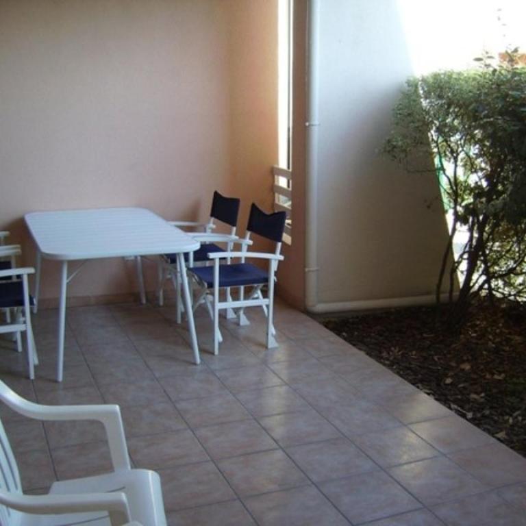 AS8314 - P2 Cabine dans une résidence avec piscine, parking privé et belle vue chenal - Appartamento con Vista Lago - 7