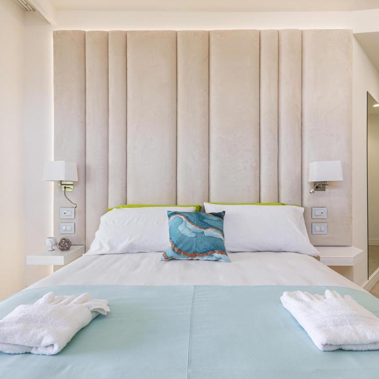 Marelux Superior Suites - Camera Tripla Luxury - 7