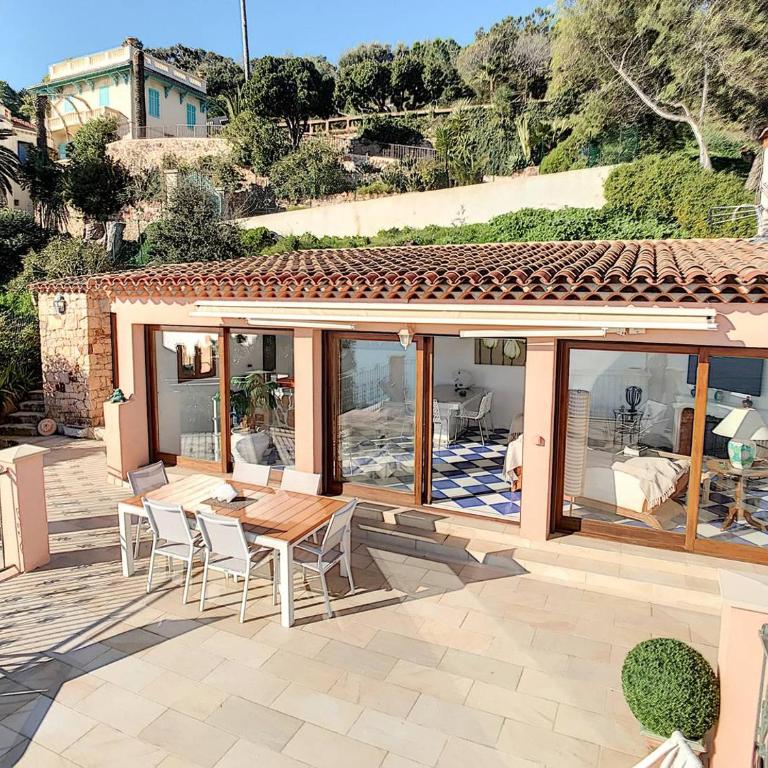 Sur les hauteurs de Théoule villa avec une magnifique vue mer - Maison de Vacances 3 Chambres - 2