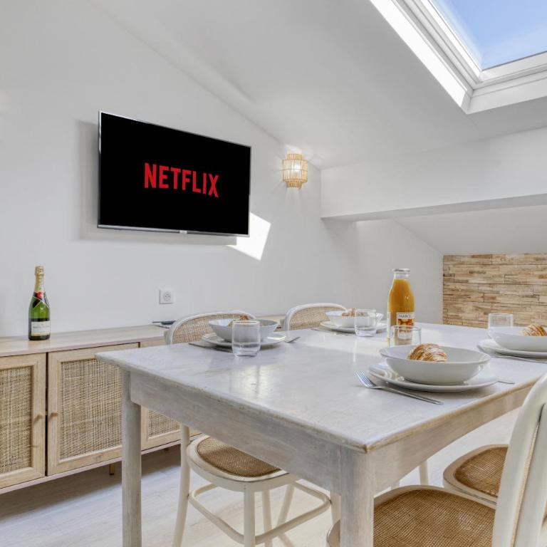 2 Bed - Ascenseur - 2 min du Palais - Climatisé - Apartamento de 2 dormitorios con vistas a la ciudad - 11