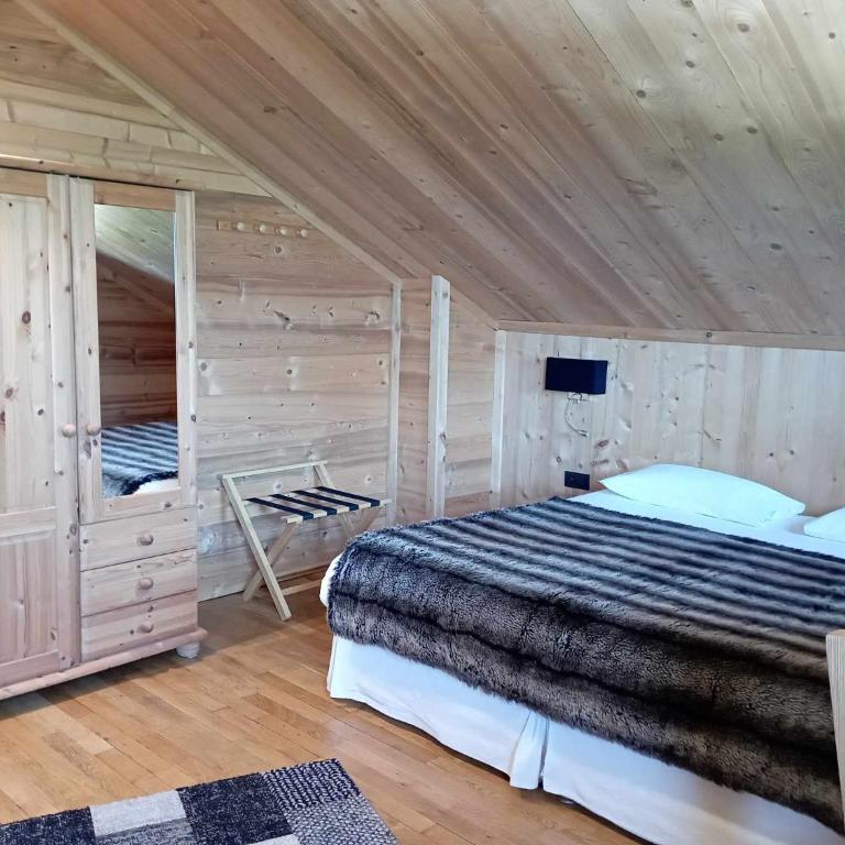 Maison d'hôtes La Barmaz - Chambre Triple Supérieure - 7