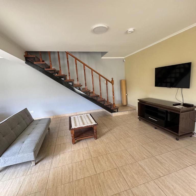 Casa en Capitan Pourrain - Apartamento de 2 dormitorios - 2