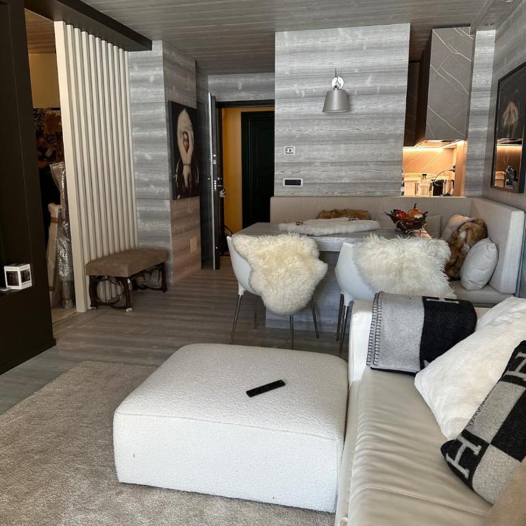 TORRE OROLOGIO Direttamente sulle piste - Appartamento con 2 Camere da Letto - 17