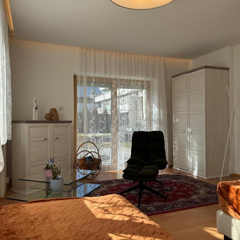 Sonnige und ruhige Wohnung in Innsbruck - Stadtrand - Apartment mit 2 Schlafzimmern - 14