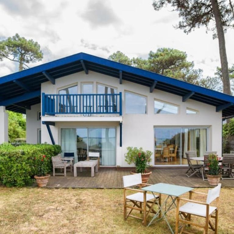 Majestueuse villa en première ligne au Pyla avec accès privé à la plage - Villa - 1