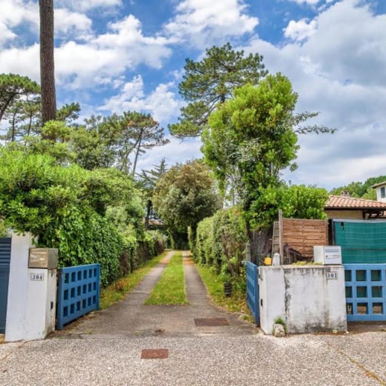 Majestueuse villa en première ligne au Pyla avec accès privé à la plage - Villa - 34