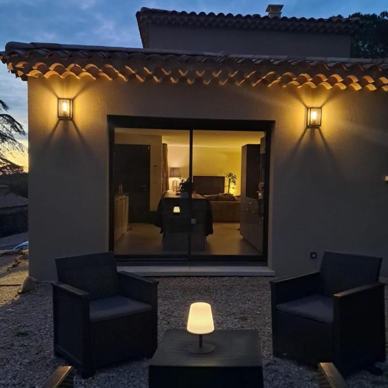 Maison neuve climatisée, à 2 pas du centre de Bédoin, La Villa Thélo - Villa 2 Chambres - 9