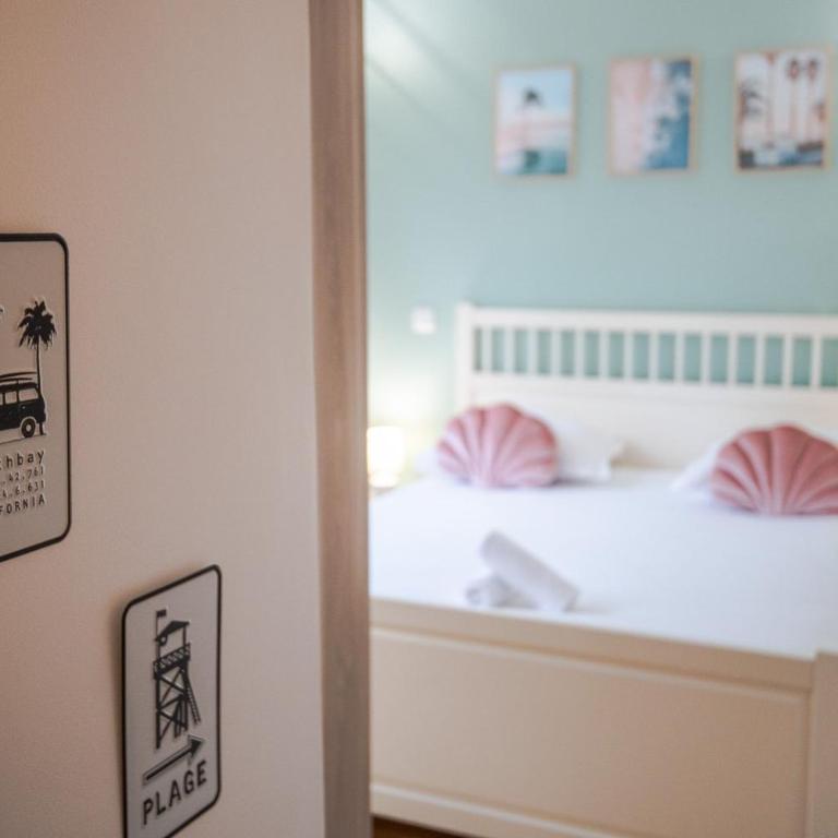 Le Pic-Paris - Double Room with Private Bathroom - 2
