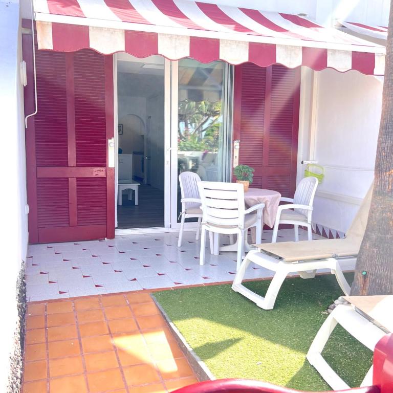 Prime garden-view Studios - One-Bedroom Apartment - 1