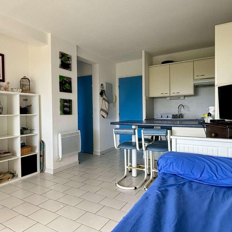 Appartement situé au port 2 pièces 4 couchages AR250-302 - Apartment - 7
