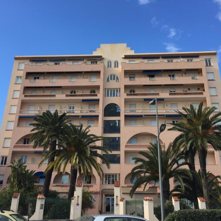 Amazing View Port Golfe-Juan and Garage - Studio - Vue sur Mer - 33
