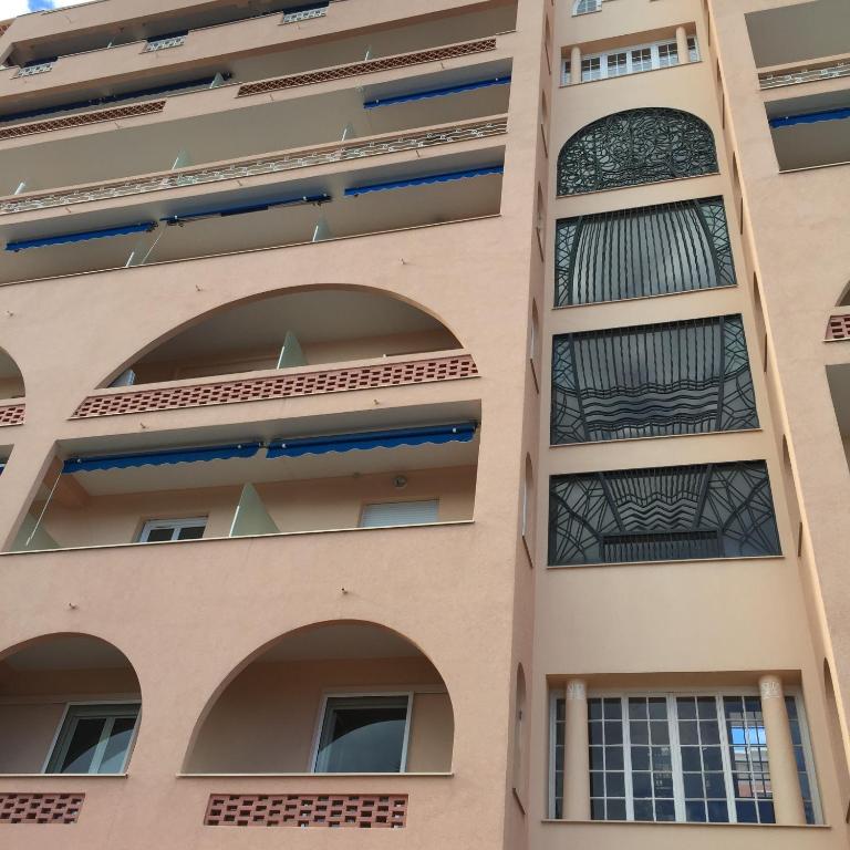 Amazing View Port Golfe-Juan and Garage - Studio - Vue sur Mer - 32