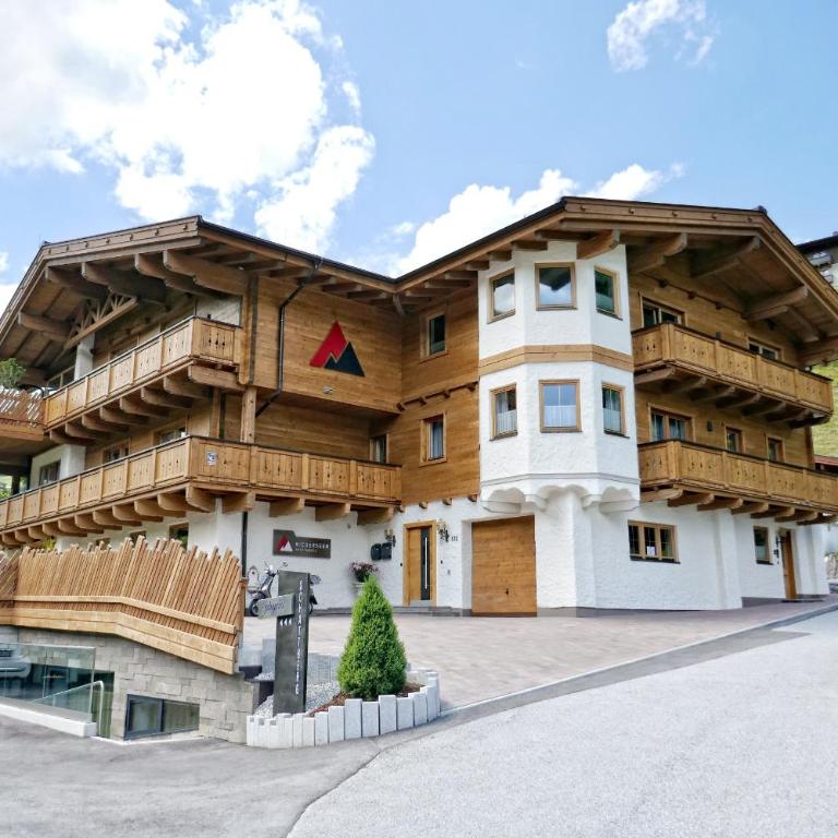 Studio Niederseer by we rent, JOKERCARD INCLUDED - Studio Apartment with Balcony - 2