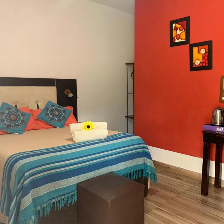 Hostal Sisabel - Standard Queen Room - 4
