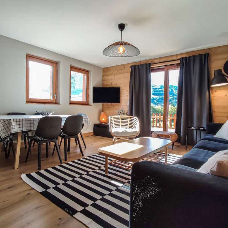 Superbe Chalet Duplex 3* avec Parking et WIFI au Pied des Pistes, Valmorel - Chalet 3 Chambres - 2
