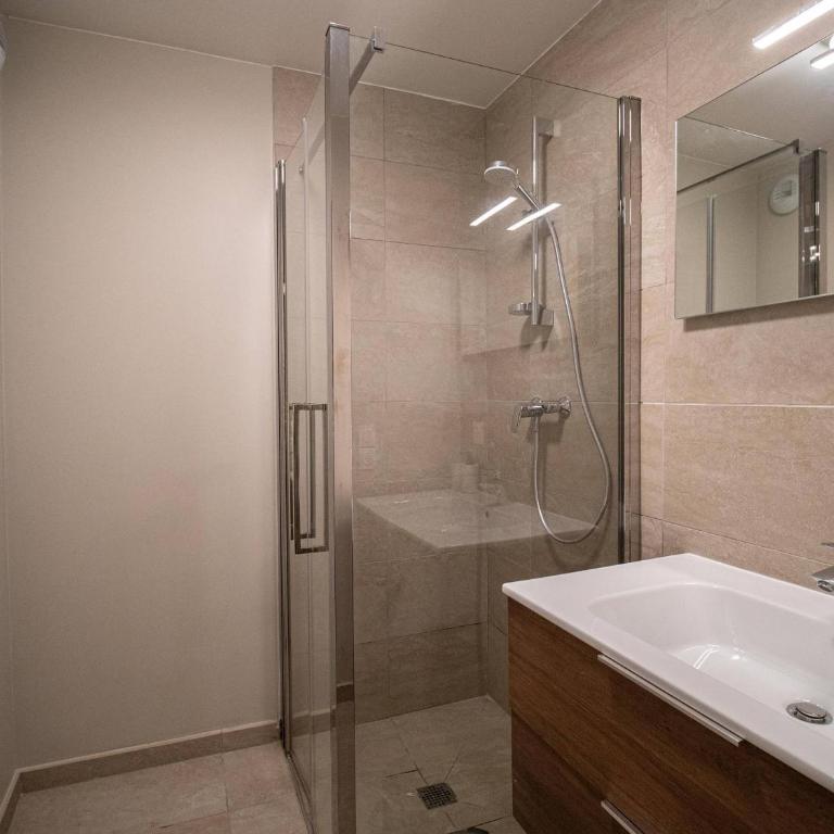 Superbe Chalet Duplex 3* avec Parking et WIFI au Pied des Pistes, Valmorel - Chalet 3 Chambres - 10