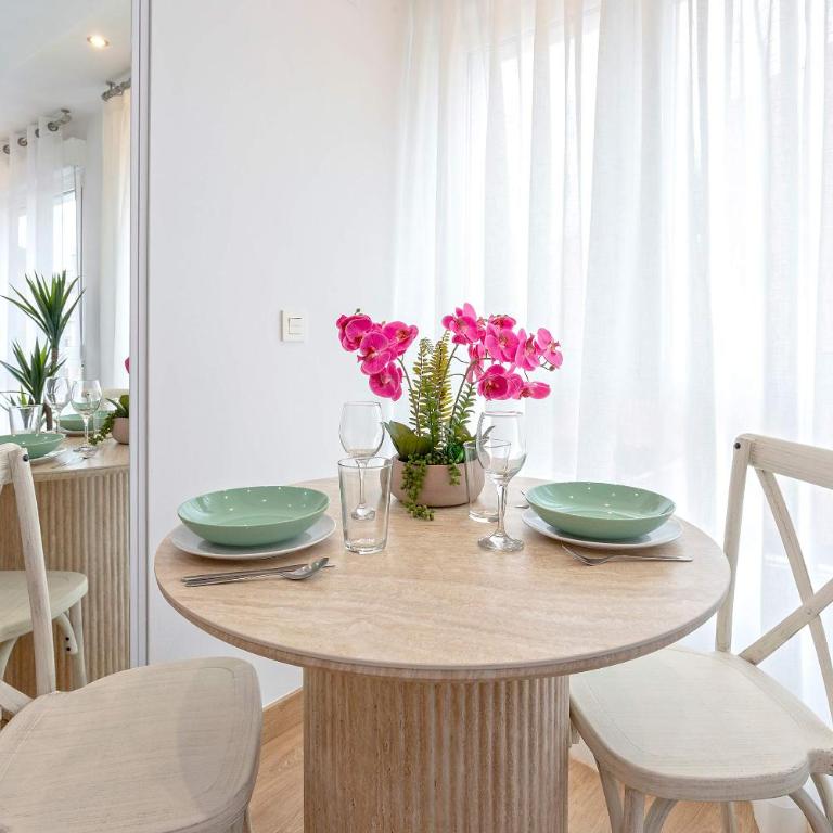 Genteel Home Santo Cristo - Studio Apartment - 1