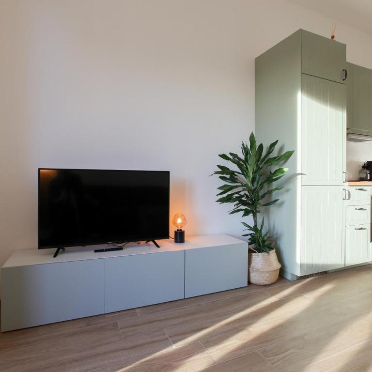 Cuore dei Navigli - Your Home - Appartamento con 2 Camere da Letto - 2